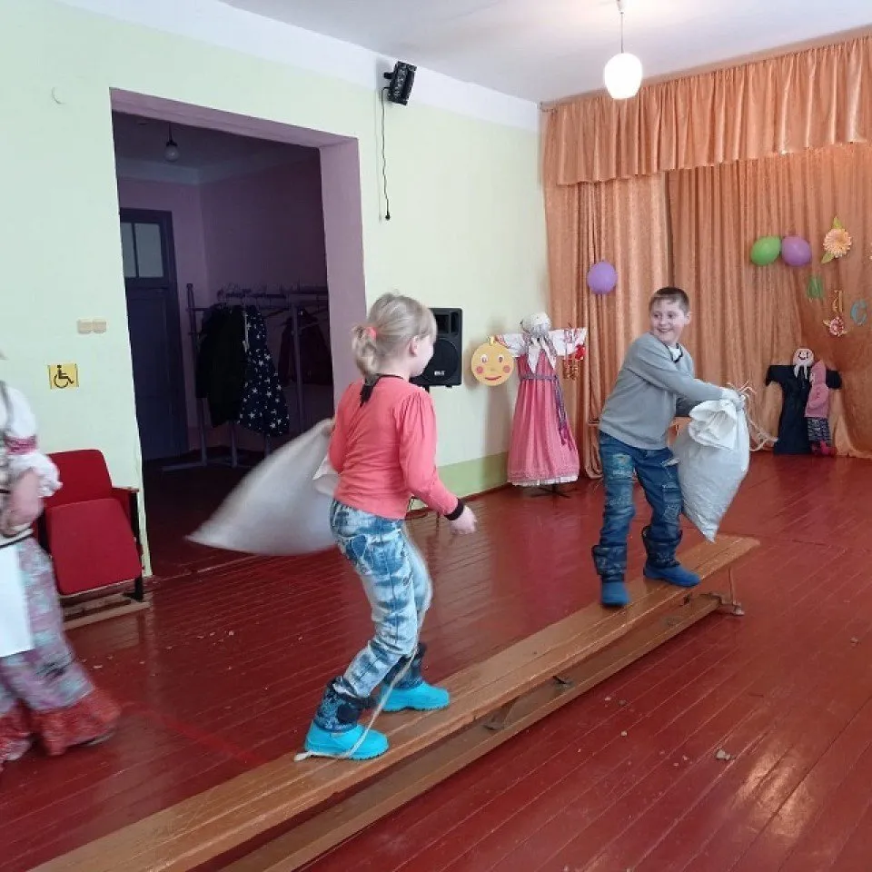 Бой мешками.