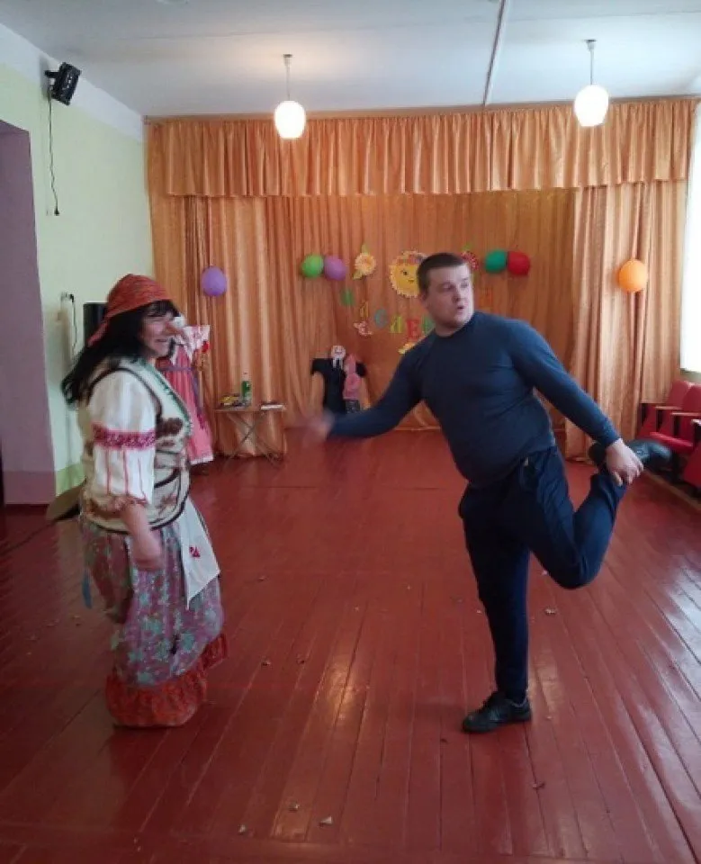 Плясуны