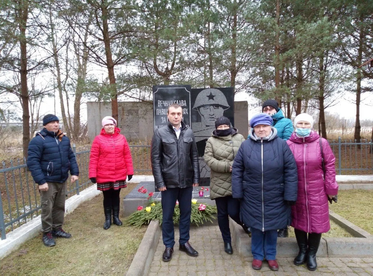 Митинг в день неизвестного солдата д.Утушкино