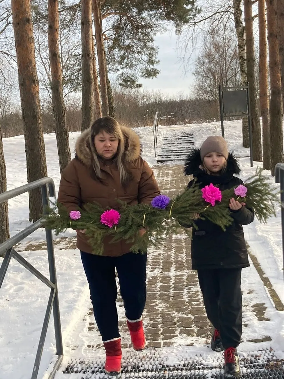 Возложение венков и цветов